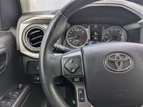 Used 2022 Toyota Tacoma SR5 image 13