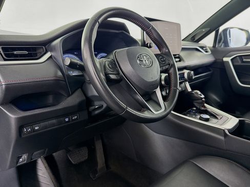 Used 2024 Toyota RAV4 XSE AWD/4WD image 22