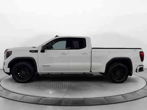 Used 2024 GMC Sierra 1500 Elevation w/ X31 Off-Road Package AWD/4WD image 3