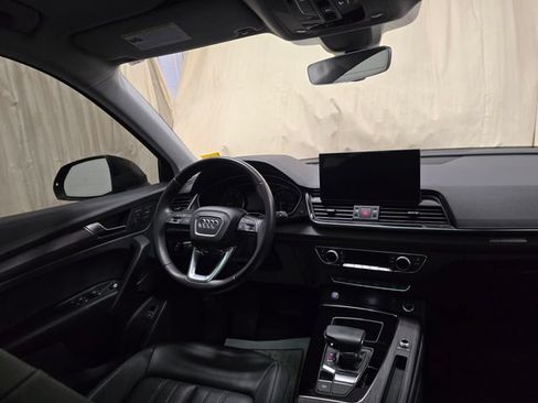 Used 2023 Audi Q5 2.0T Premium w/ Convenience Package AWD/4WD image 33