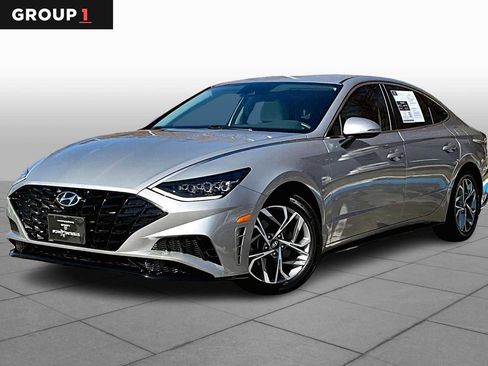 Used 2023 Hyundai Sonata SEL image 1