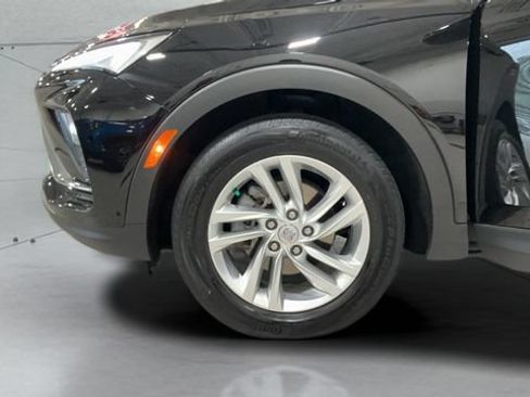 Used 2024 Buick Envista Preferred w/ Convenience I Package FWD image 23