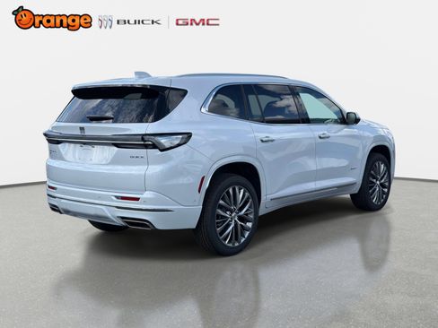 New 2026 Buick Enclave Avenir w/ Super Cruise Package image 3