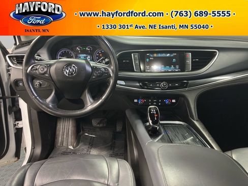 Used 2019 Buick Enclave Essence AWD/4WD image 13