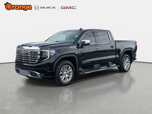 Used 2024 GMC Sierra 1500 Denali w/ Technology Package AWD/4WD image 7
