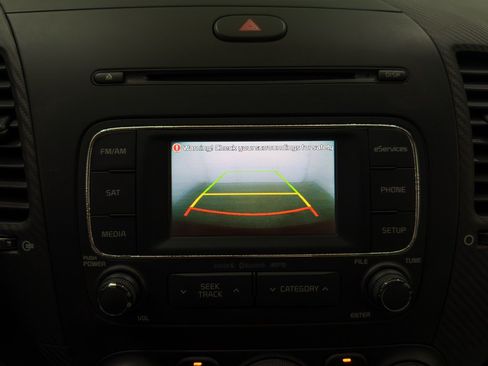 Used 2014 Kia Forte EX FWD image 30
