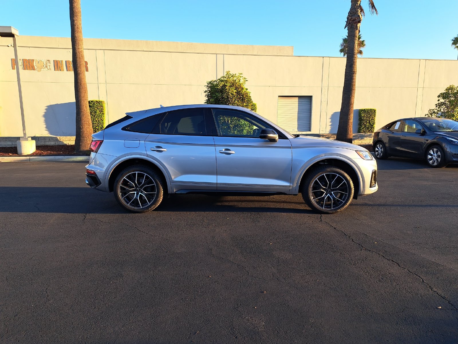 Used 2022 Audi SQ5 Premium Plus w/ Premium Plus Package AWD/4WD image 4