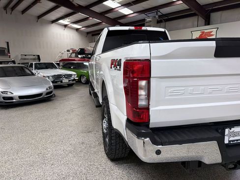 Used 2020 Ford F350 Lariat w/ Lariat Ultimate Package AWD/4WD image 15