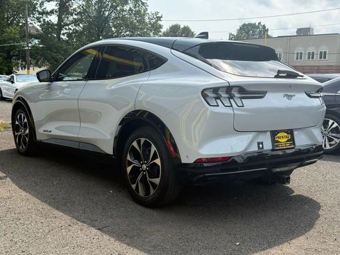 Used 2021 Ford Mustang Mach-E Premium image 4