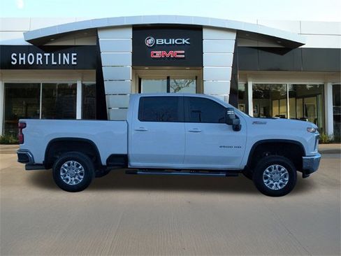 Used 2023 Chevrolet Silverado 2500 LT w/ Convenience Package image 2