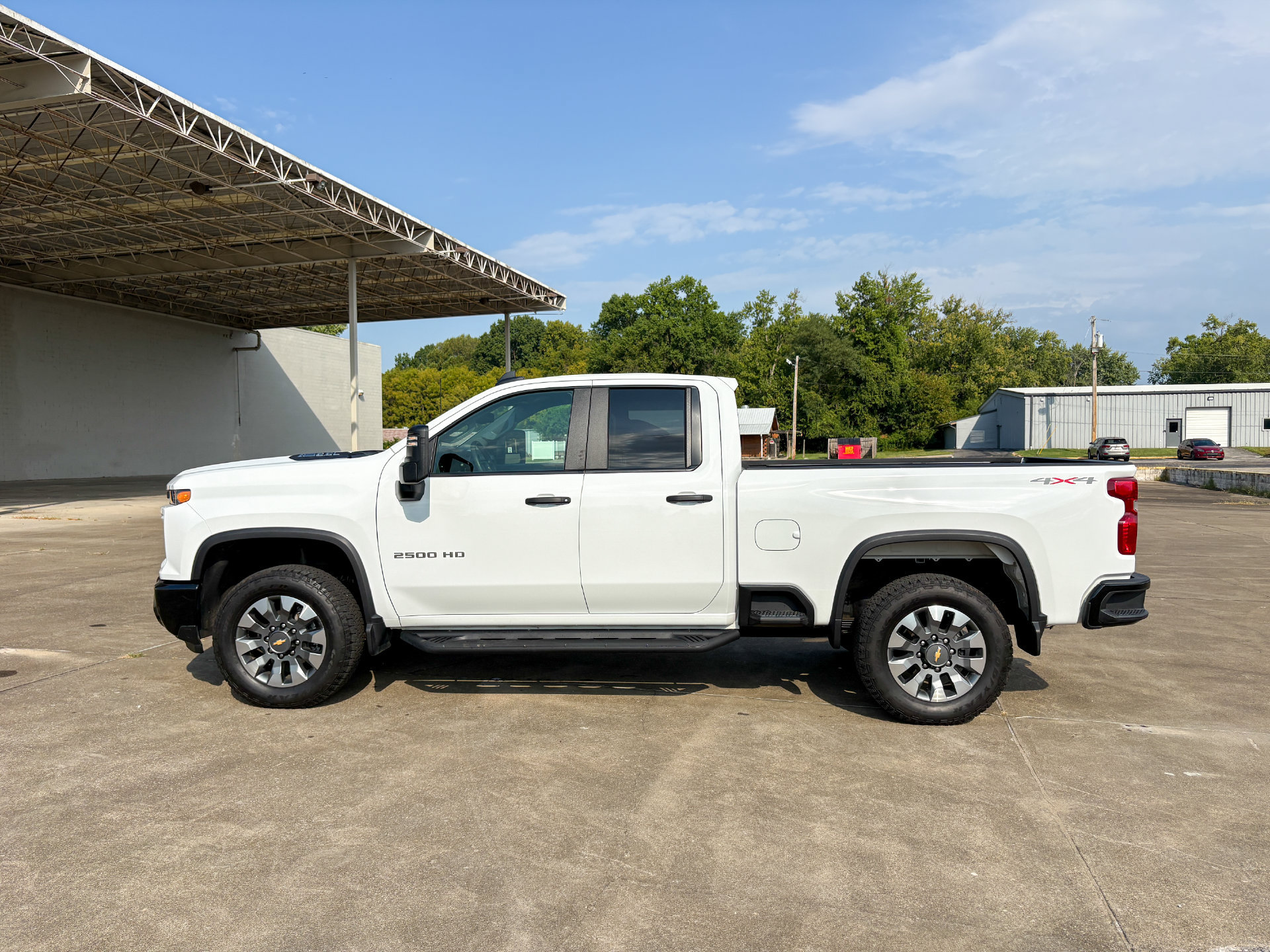 Used 2025 Chevrolet Silverado 2500 Custom w/ Custom Convenience Package AWD/4WD image 7