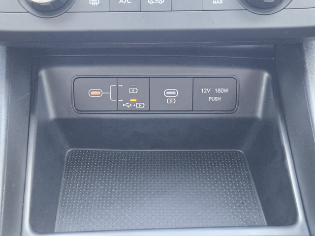 Used 2026 Hyundai Tucson SE FWD image 19