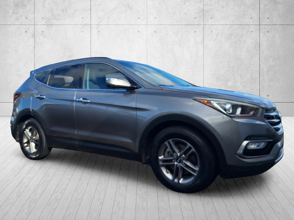 Used 2017 Hyundai Santa Fe Sport w/ 2.4L Tech Package 04 FWD image 3