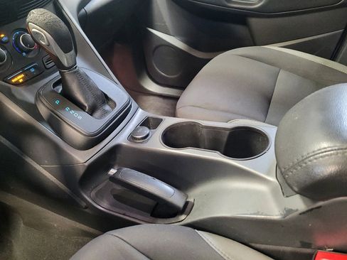 Used 2015 Ford Escape S image 26