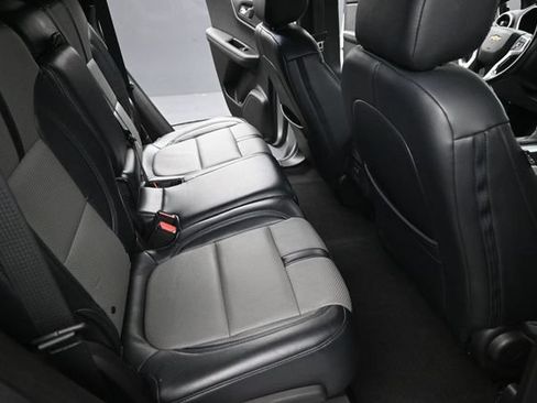 Used 2021 Chevrolet Blazer LT FWD image 18