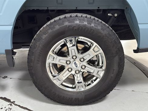 Used 2023 Ford F150 Lariat image 23