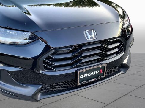Used 2025 Honda HR-V Sport image 31