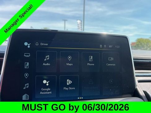 Used 2024 Chevrolet Suburban Premier AWD/4WD image 23