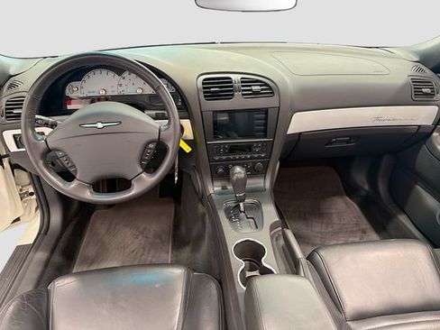 Used 2002 Ford Thunderbird RWD image 18