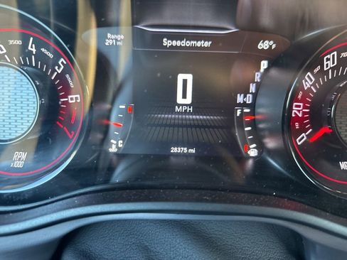 Used 2023 Dodge Challenger SXT w/ Blacktop Package image 17