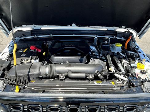 Used 2024 Jeep Wrangler Unlimited AWD/4WD image 22
