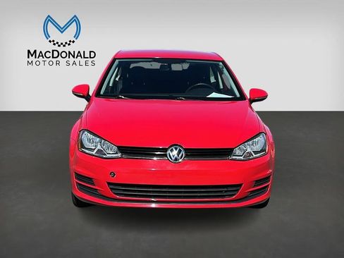 Used 2015 Volkswagen Golf S image 3