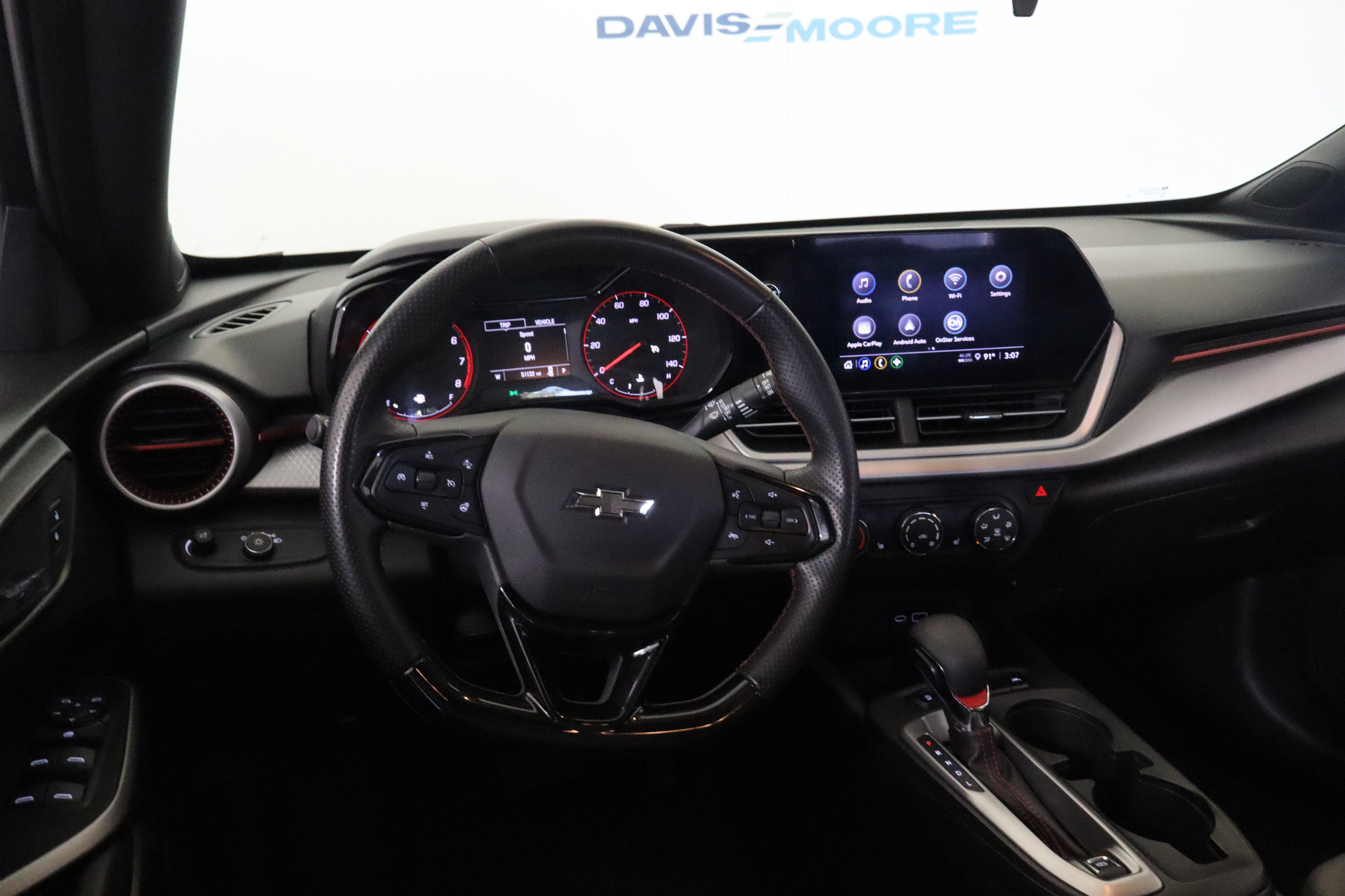 Used 2024 Chevrolet Trax RS FWD image 17