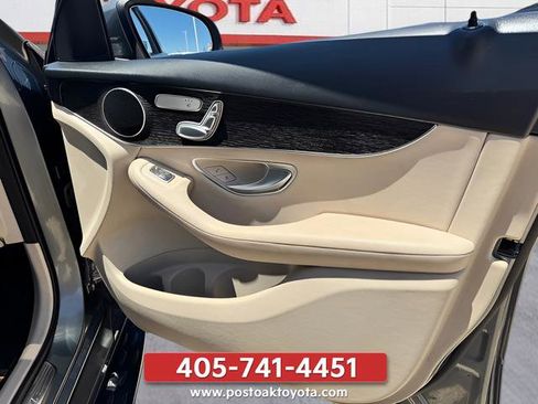 Used 2021 Mercedes-Benz GLC 300 4MATIC image 18