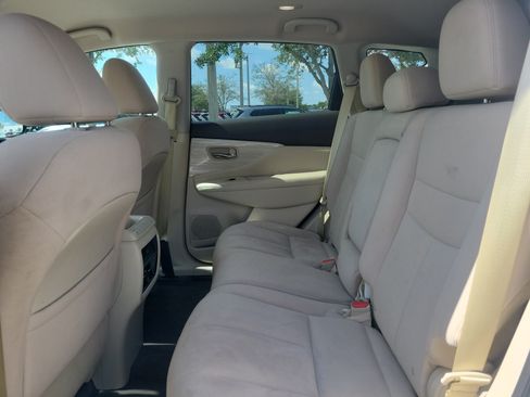 Used 2017 Nissan Murano S w/ Navigation Package FWD image 17