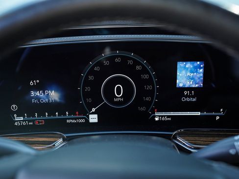 Used 2022 Cadillac Escalade ESV Luxury image 26