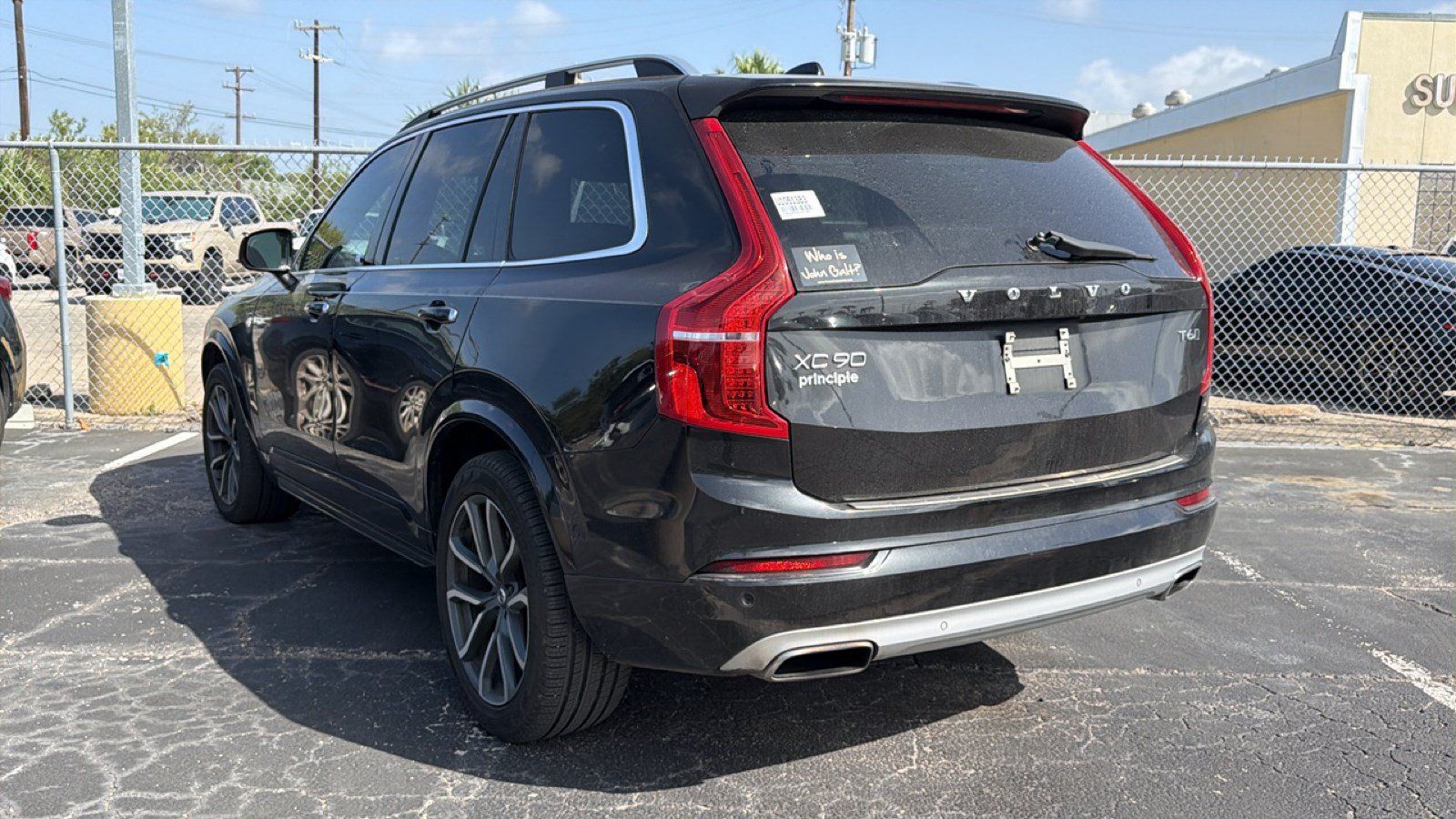 Used 2016 Volvo XC90 T6 Momentum w/ Momentum Plus Package AWD/4WD image 26