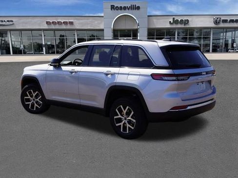 New 2025 Jeep Grand Cherokee Limited w/ Trailer Tow Package image 5