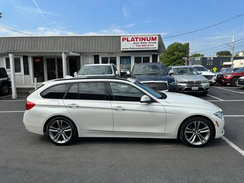 Used 2016 BMW 328d xDrive Wagon AWD/4WD image 5