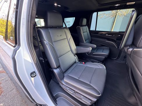 Used 2023 Cadillac Escalade ESV Sport w/ Touring Package image 57