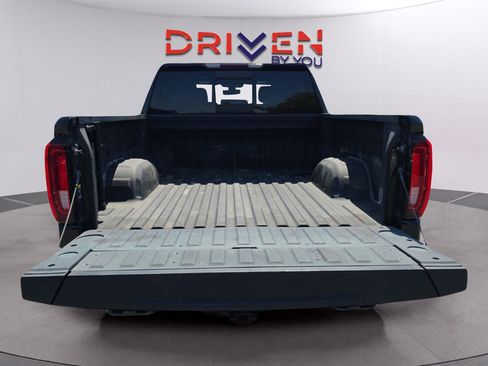 Used 2021 GMC Sierra 1500 SLT w/ SLT Premium Plus Package image 33