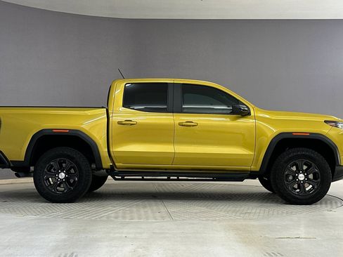Used 2024 GMC Canyon Elevation w/ Convenience Package RWD image 7