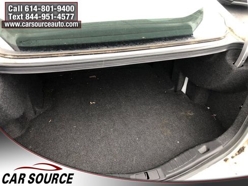 Used 2018 Ford Fusion SE w/ Fusion SE Technology Package image 7