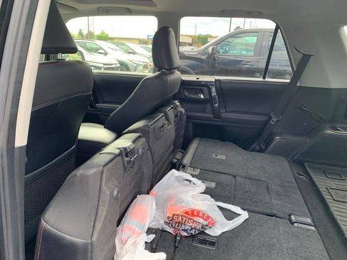 Used 2019 Toyota 4Runner TRD Off-Road Premium AWD/4WD image 12
