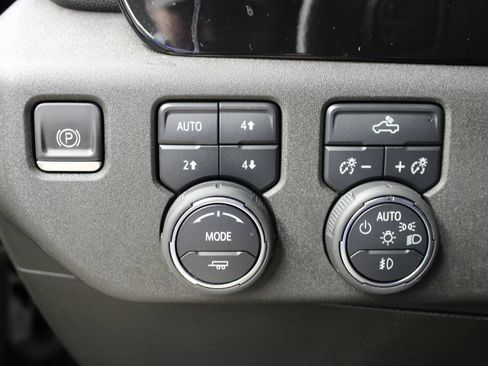 Used 2022 Chevrolet Silverado 1500 RST AWD/4WD image 48