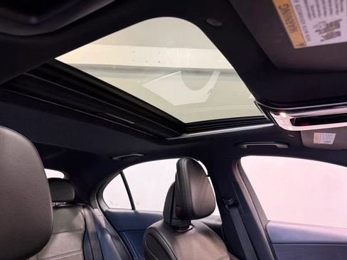 Used 2025 Mercedes-Benz C 300 Sedan image 28