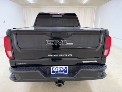 Used 2022 GMC Sierra 1500 Elevation w/ Preferred Package AWD/4WD image 4