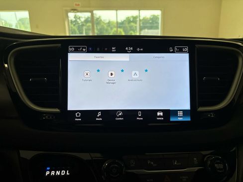 New 2026 Chrysler Voyager LX image 37