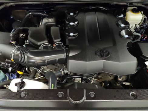 Used 2016 Toyota 4Runner Trail Premium AWD/4WD image 24