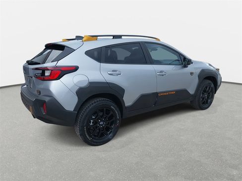 Used 2025 Subaru Crosstrek 2.5i Wilderness w/ Wilderness Package image 5