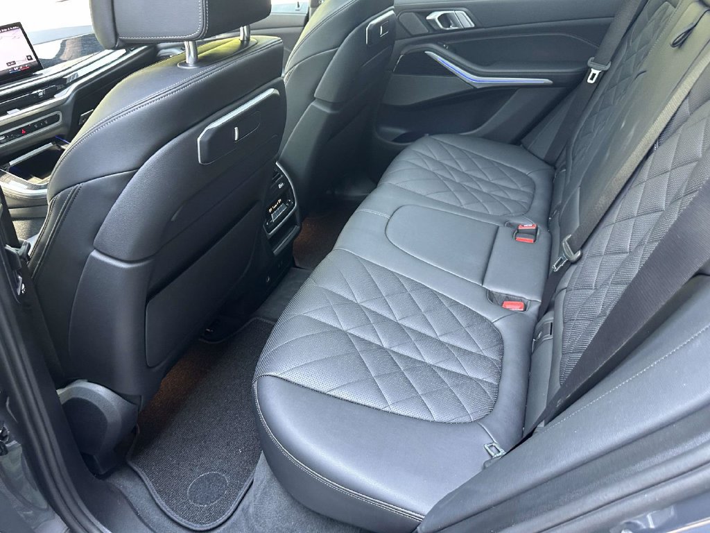 Used 2024 BMW X5 M60i w/ Executive Package AWD/4WD image 13