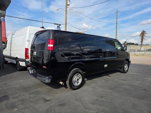 Used 2023 GMC Savana 3500 Extended w/ Driver Convenience Package image 6