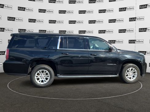 Used 2019 GMC Yukon XL SLT image 7