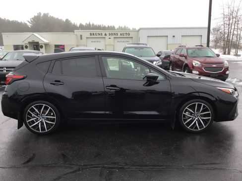 Used 2024 Subaru Impreza 2.0i Sport image 5
