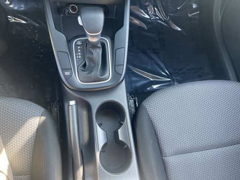 Used 2023 Kia Soul LX w/ LX Technology Package image 14