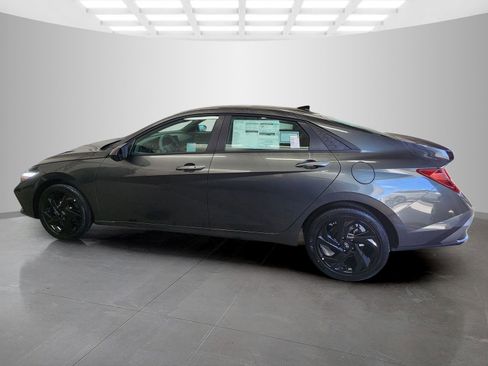 New 2026 Hyundai Elantra Sport FWD image 4